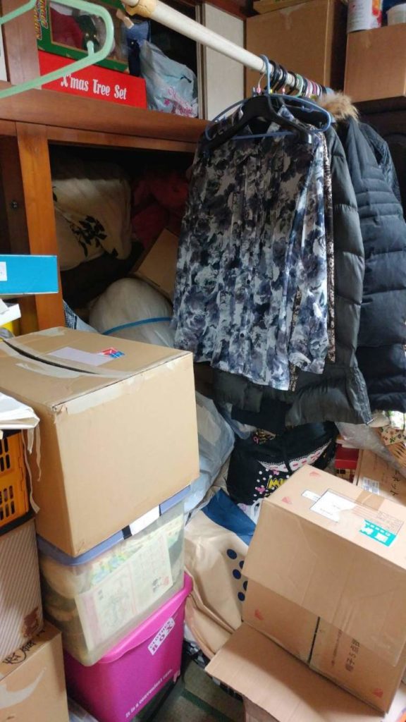 東京都清瀬市の引っ越しに伴うゴミ屋敷の片付けと荷物の移動作業