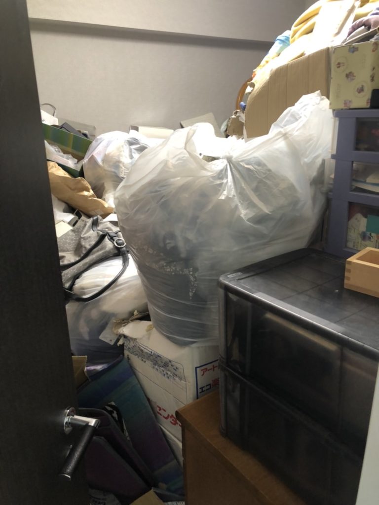 【自社ローン払い事例】東京都葛飾区の自宅リフォームにおける整理と不用品回収作業