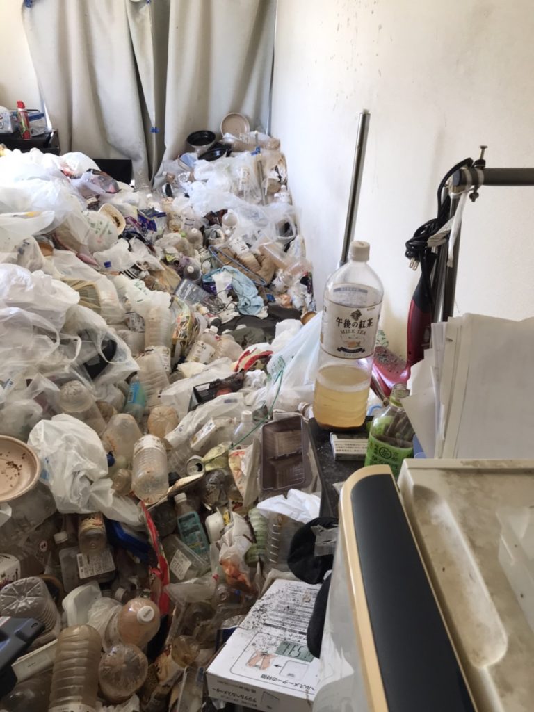 【後払い事例】群馬県桐生市のペットボトル系ゴミ屋敷の片付け・回収作業