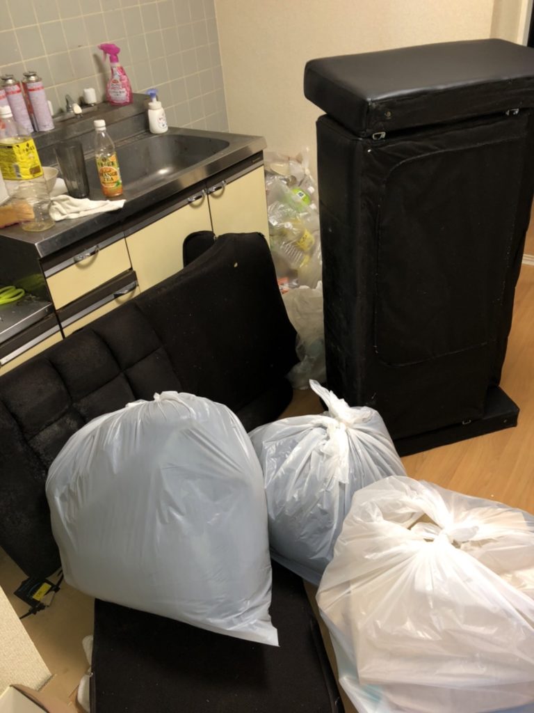 【分割払い事例】東京都江東区の軽めの汚部屋の片付け・不用品回収作業