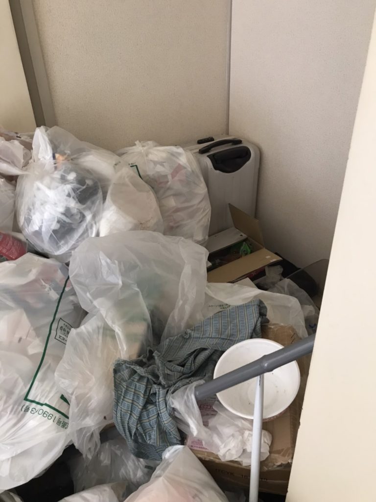 【分割払い事例】神奈川県川崎市麻生区の引越しにおける大量ゴミの回収とハウスクリーニング