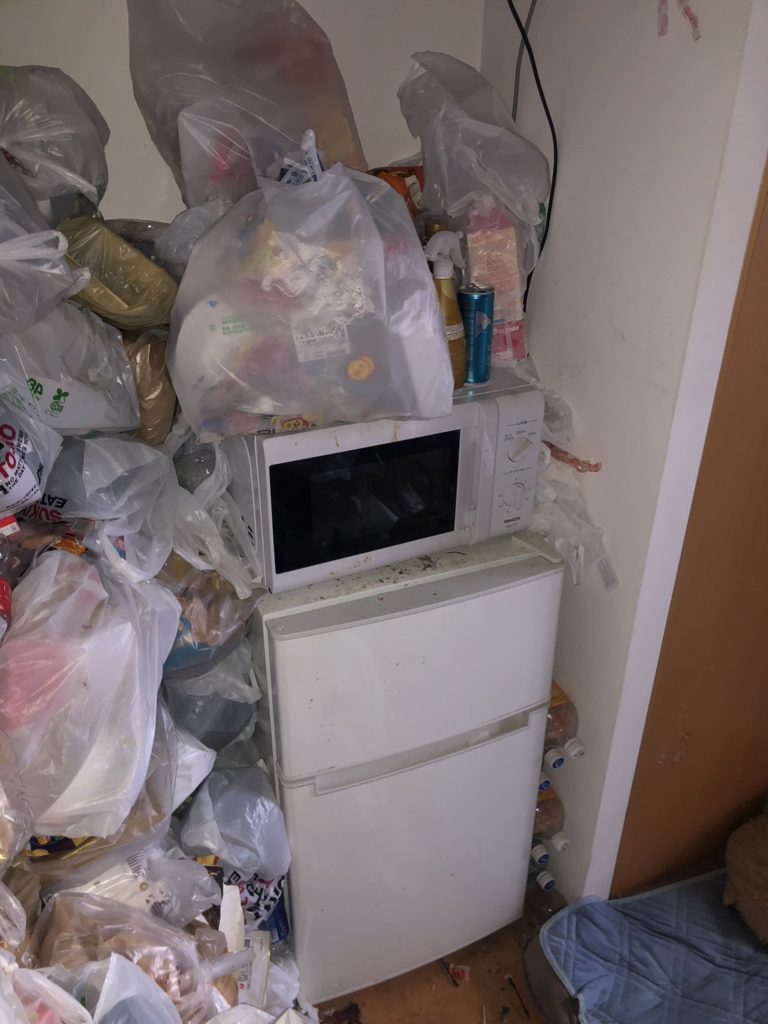 【分割払い事例】埼玉県川口市のゴミ部屋の片付け・粗大ゴミ等の回収から処分作業