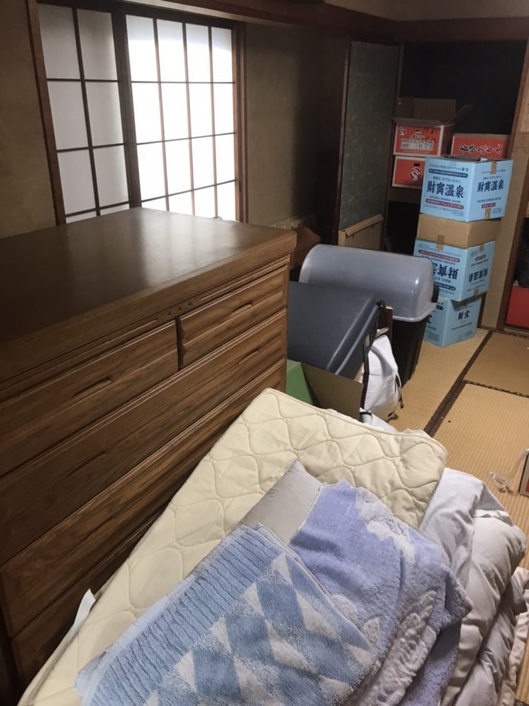 神奈川県横浜市南区の高齢者一人暮らしの一軒家での遺品整理・片付け作業