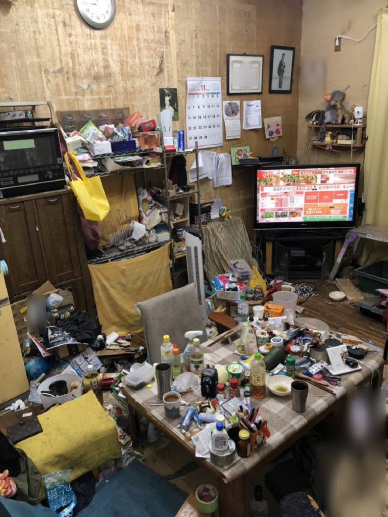 埼玉県ふじみ野市の分割払いでのリビング中心の不用品回収とお部屋の片付け作業