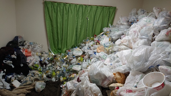 埼玉県朝霞市の汚部屋の清掃と不用品回収