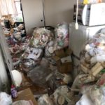 埼玉県ふじみ野市の大量ゴミの回収作業