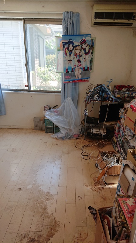 神奈川県川崎市高津区のゴミ屋敷の片付けと部屋の清掃