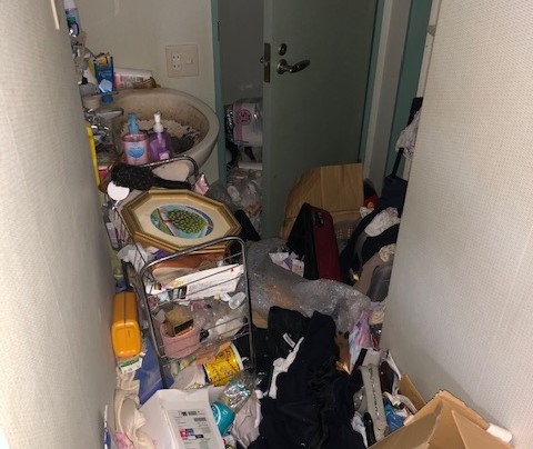 埼玉県所沢市の掃除や片付けに手が回らずにゴミ屋敷化したお部屋の片付けと消臭作業