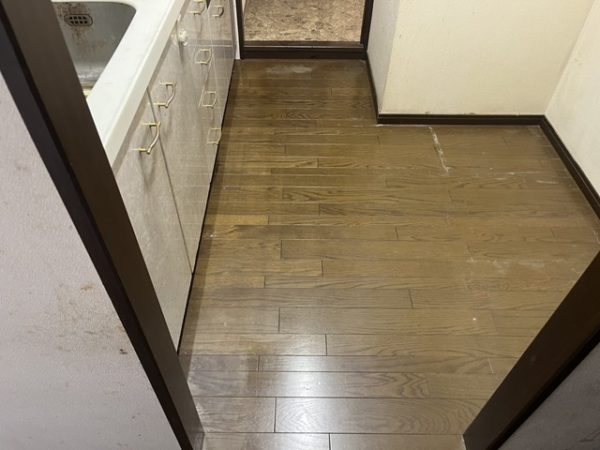 東京都江戸川区　すっきりと片付いたキッチン