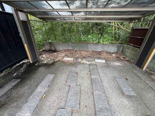 東京都杉並区 粗大ゴミが撤去された駐車場 