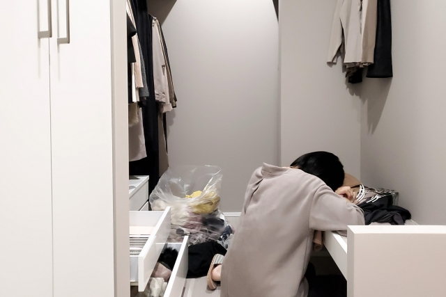 掃除ができない女性の特徴とは？汚い部屋を卒業してキレイな部屋をキープするコツ