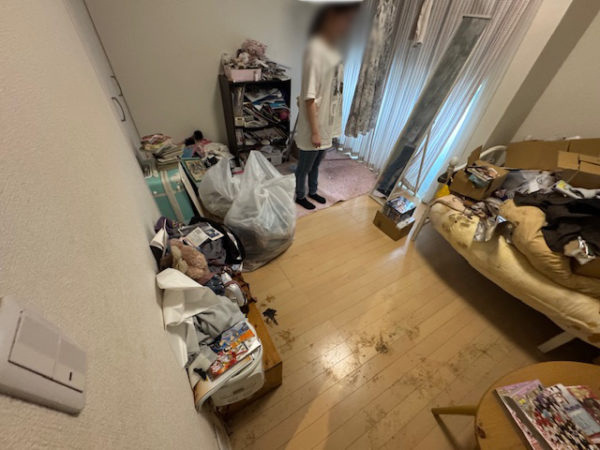 千葉県習志野市の片付けをして床が見えるようになったお部屋
